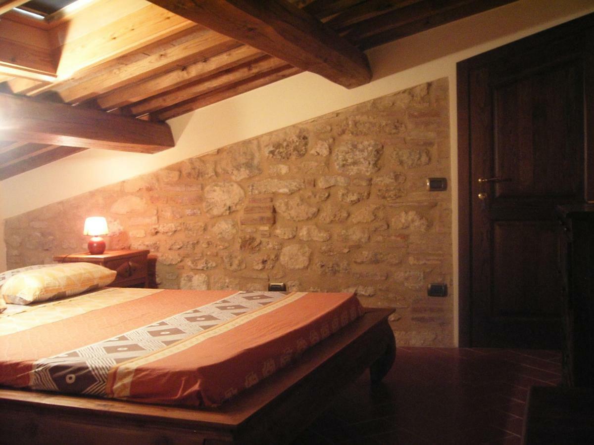 Le Pergoline B&B Casciana Terme Bagian luar foto